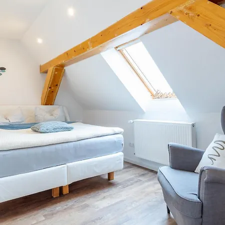 Familien Doppelhaushaelfte ,,inger