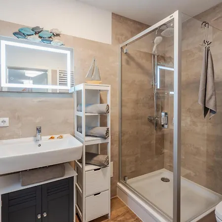 Tatil Evi Familien Doppelhaushaelfte ,,inger