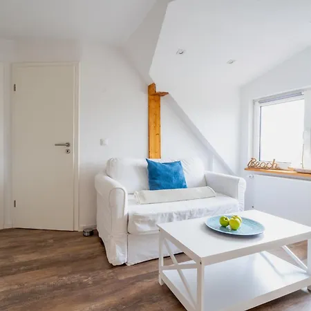 Familien Doppelhaushaelfte ,,inger