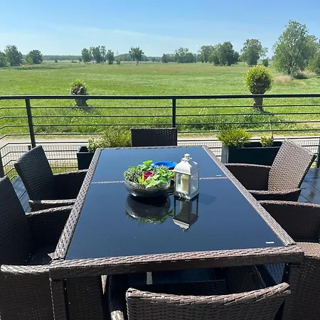 Familien Doppelhaushaelfte ,,inger